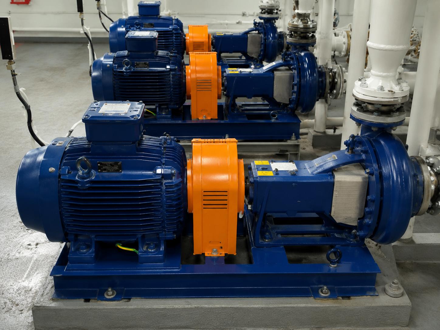 Submersible drainage pump motor for septic and wastewater applications