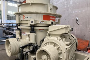 Gyratory Crusher Main Drive Motor Selection: High Inertia, High Torque and Heavy Duty